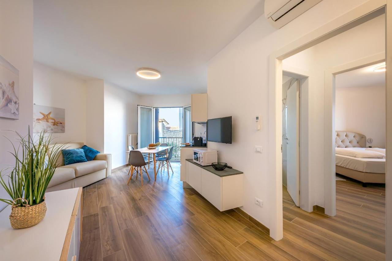 Ferrari Apartments Levante Caorle Ngoại thất bức ảnh